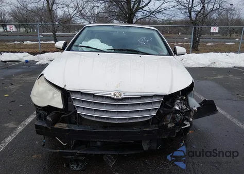 2008 Chrysler Sebring Touring z USA, uszkodzony, nr VIN 1C3LC55R98N643491